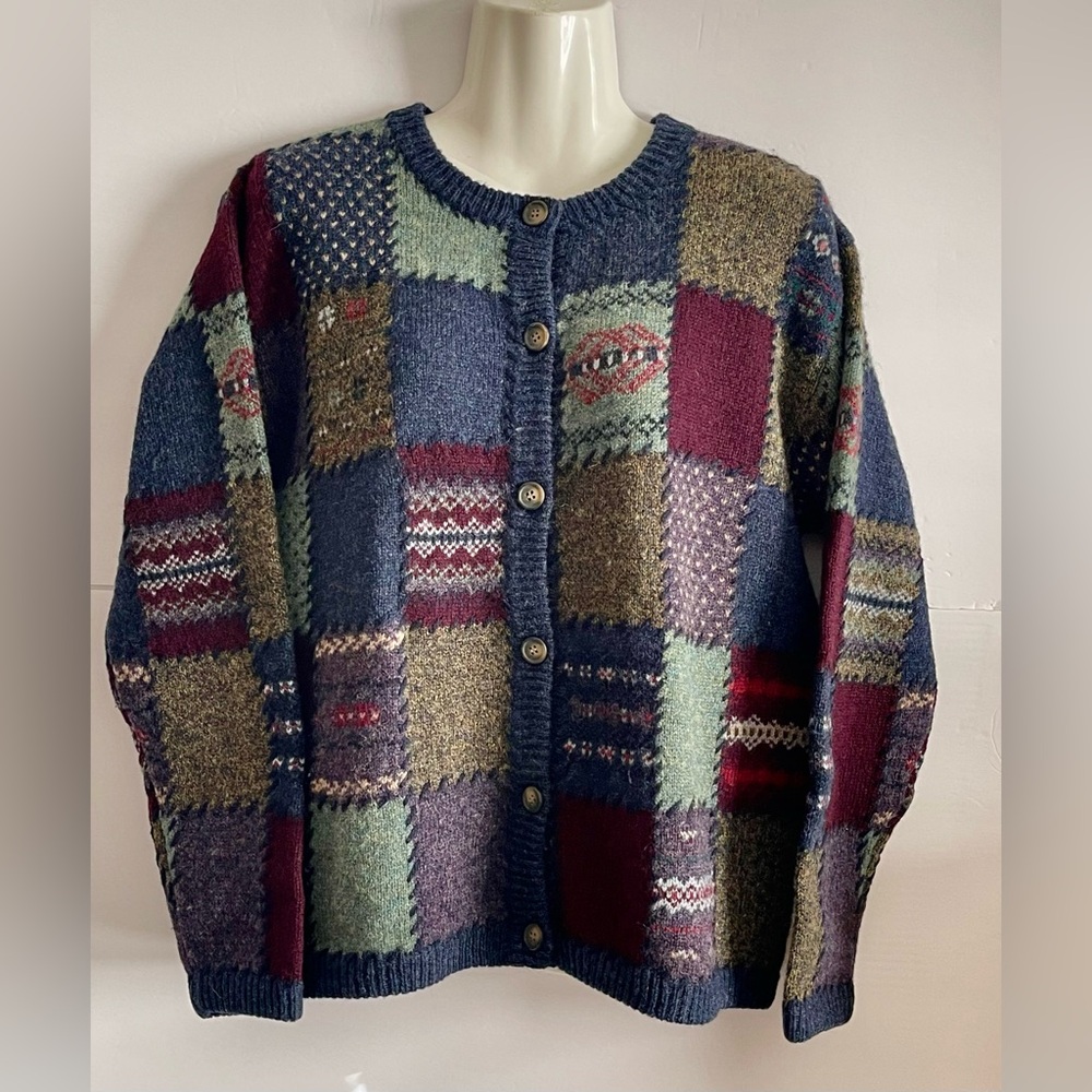 EDDIE BAUER Vintage 100% Wool Deer Bay Patchwork
Cardigan Sweater sz M
Women's - Picture 1 of 8